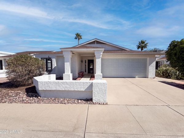 318 W KINGS Avenue, Phoenix, AZ 85023