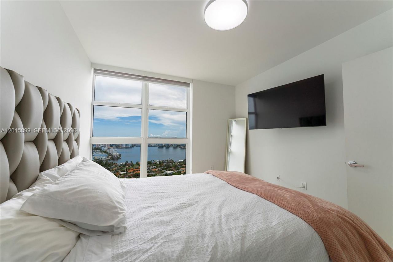 19111 Collins Ave , Unit 3608, Sunny Isles Beach, FL 33160 Photo