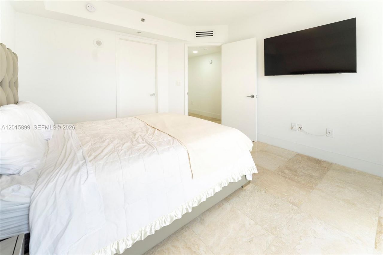 19111 Collins Ave , Unit 3608, Sunny Isles Beach, FL 33160 Photo