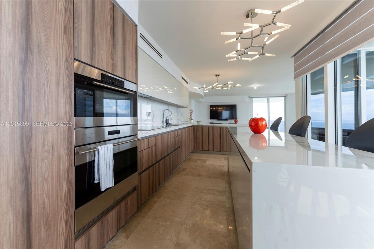 19111 Collins Ave , Unit 3608, Sunny Isles Beach, FL 33160 Photo