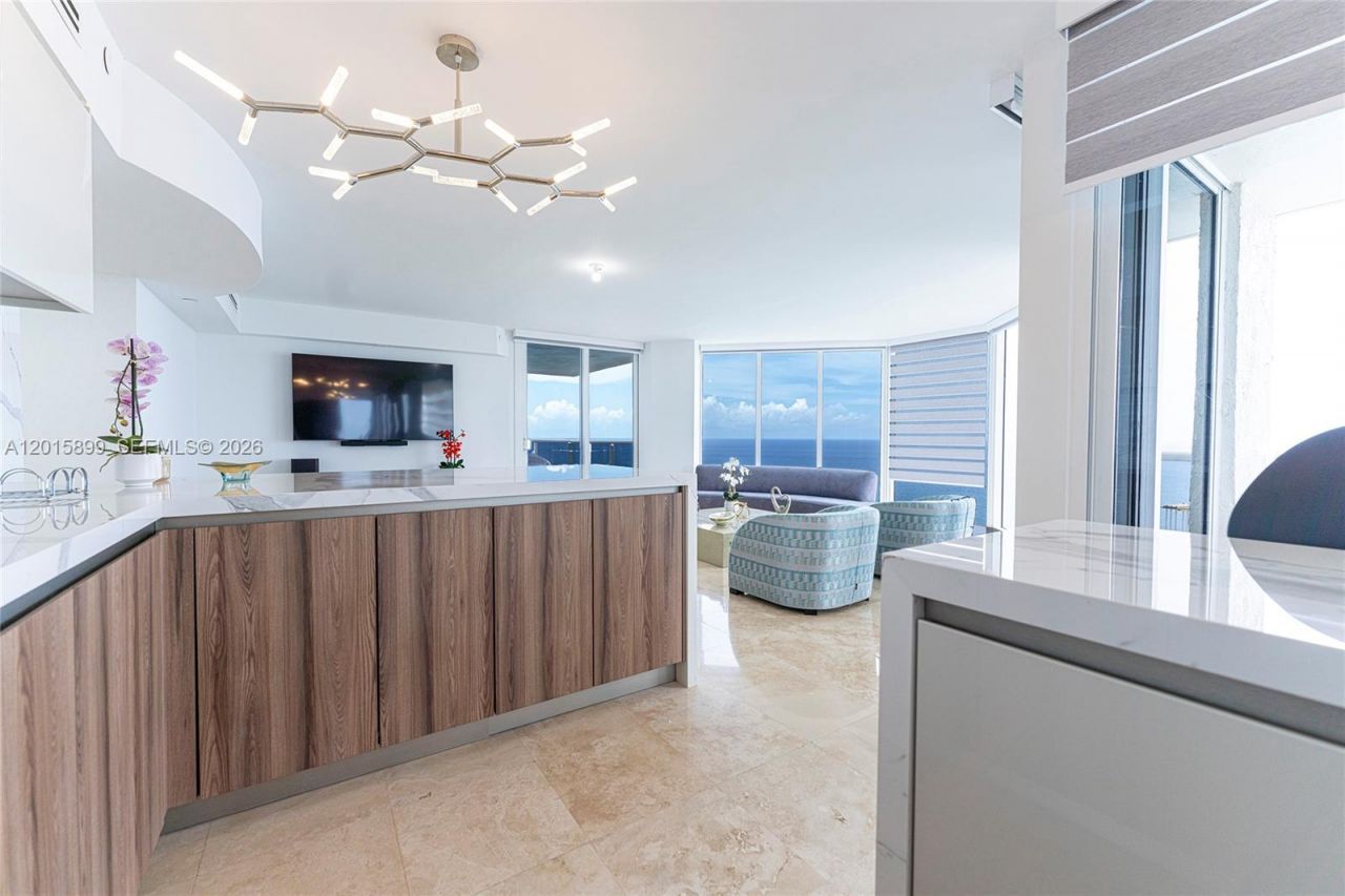 19111 Collins Ave , Unit 3608, Sunny Isles Beach, FL 33160 Photo