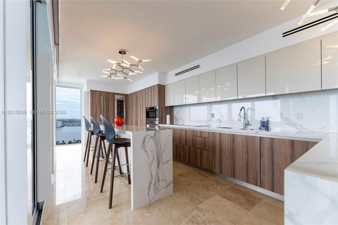 19111 Collins Ave , Unit 3608, Sunny Isles Beach, FL 33160 Photo