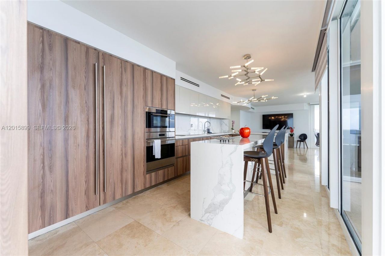 19111 Collins Ave , Unit 3608, Sunny Isles Beach, FL 33160 Photo