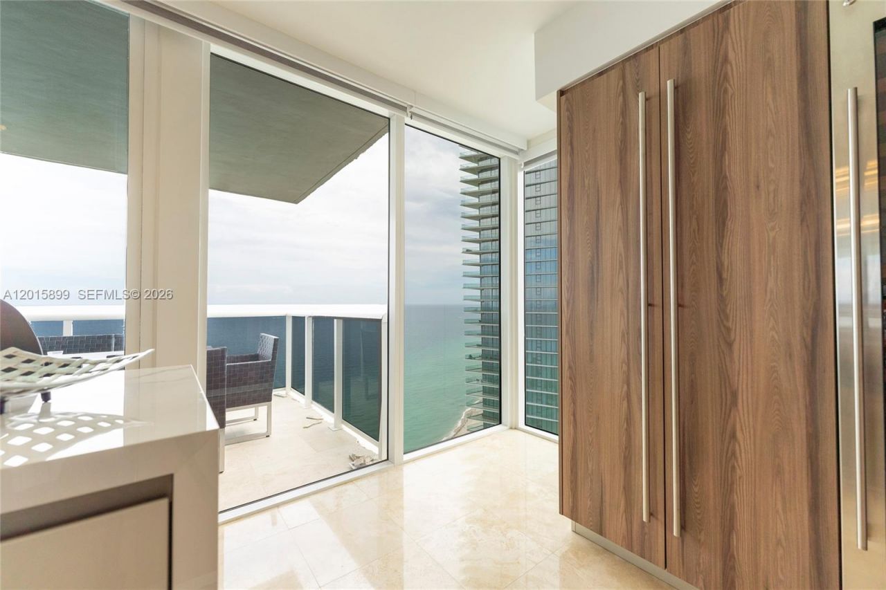 19111 Collins Ave , Unit 3608, Sunny Isles Beach, FL 33160 Photo