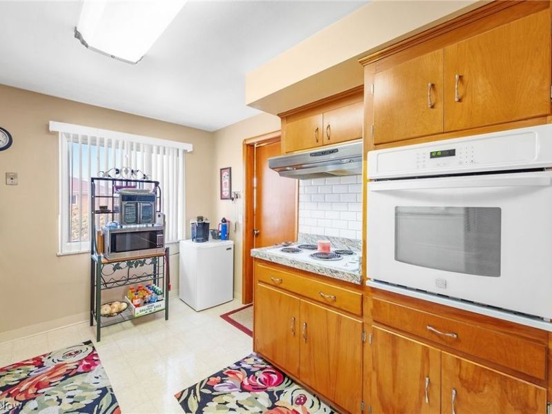 5907 Belmere Drive, Parma, OH 44129 Photo 10