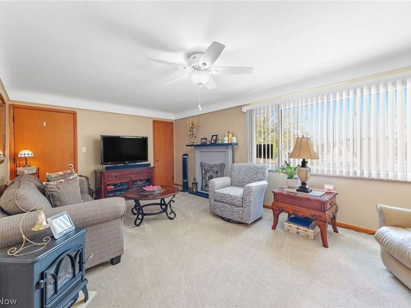 5907 Belmere Drive, Parma, OH 44129 Photo 5