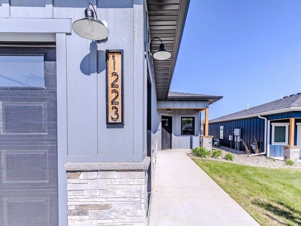 1223 Lower Loop , Arnolds Park, IA 51331