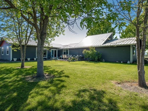 5900 Peace Lane, Central Point, OR 97502