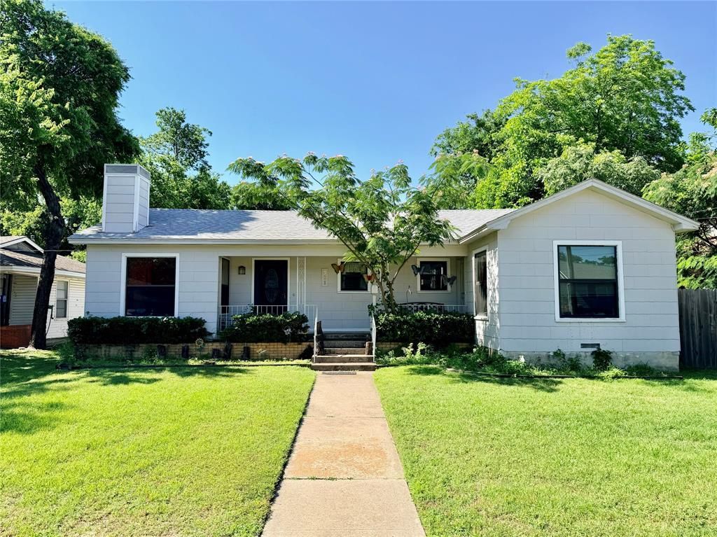 701 W Mulberry Street, Denton, TX 76201 Main Photo