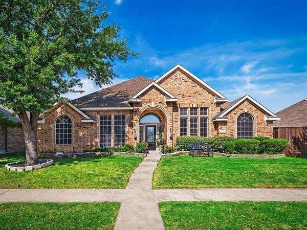 5925 Legend Lane, The Colony, TX 75056