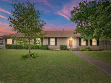 200 Karma Drive , Woodway, TX 76712