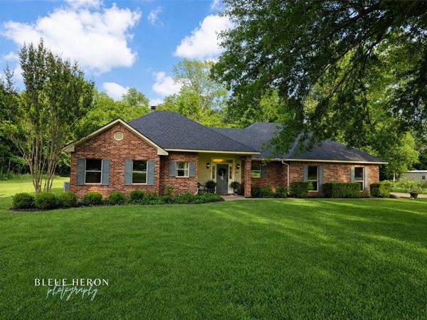 6155 Victoria, Keithville, LA 71047