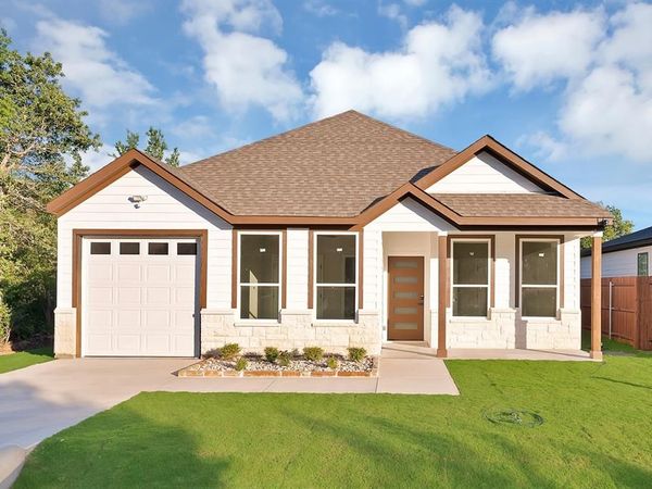 5805 Barkridge Drive, Granbury, TX 76048