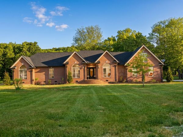 1900 Rocky Valley Rd, Lebanon, TN 37090