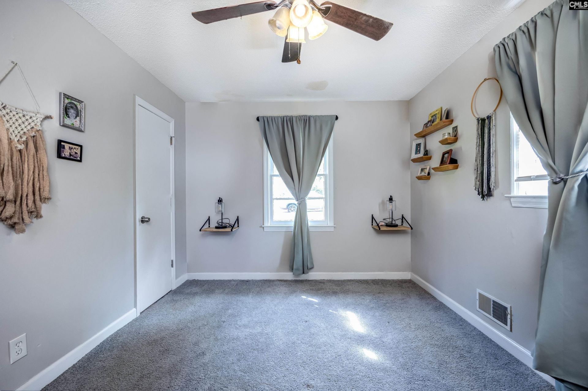 908 Mitchell Drive Photo 22