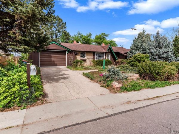 835 Hoyt Street, Lakewood, CO 80215
