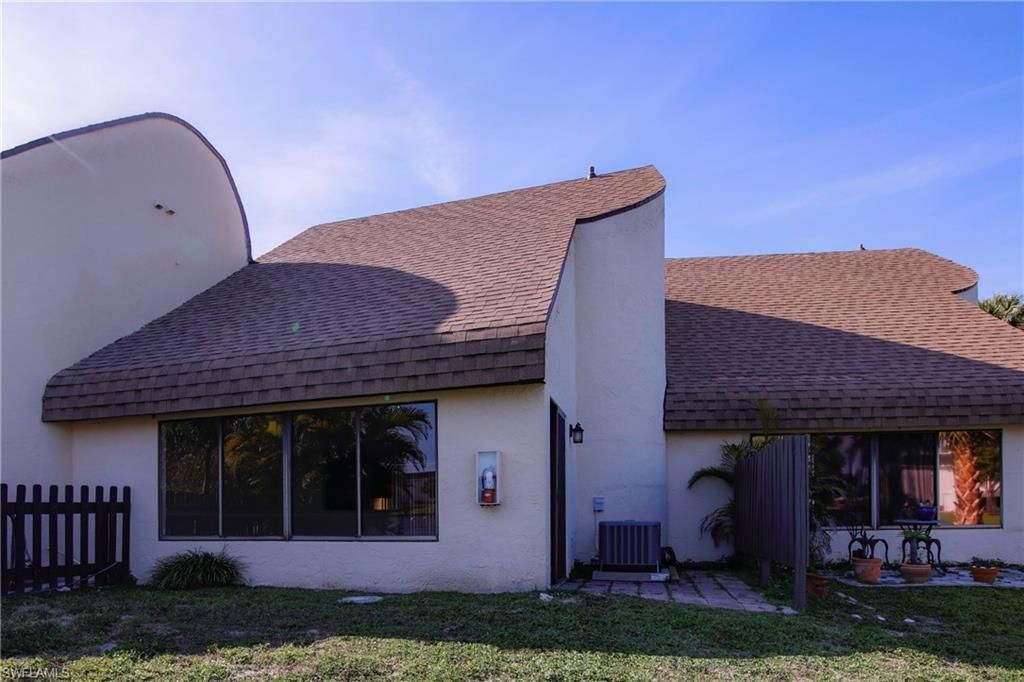 1168 Lake Mcgregor Dr, Unit 1D, Fort Myers, FL 33919 Photo