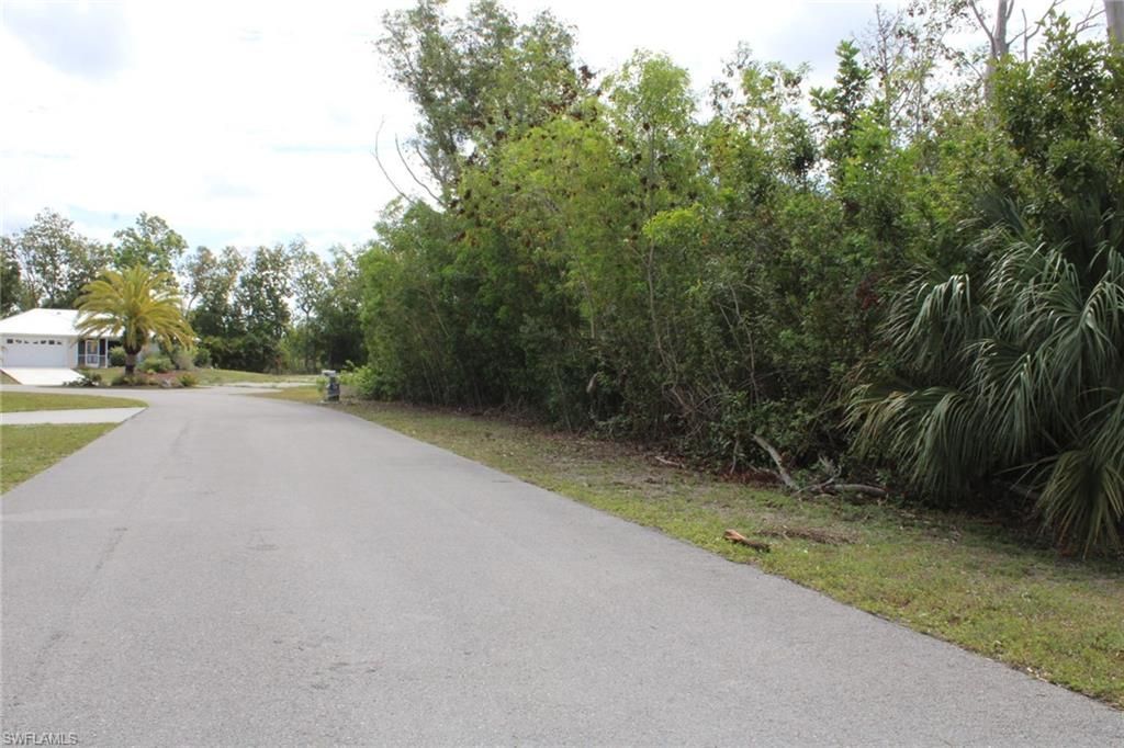 4416 Lake Heather Cir, Saint James City, FL 33956 Photo