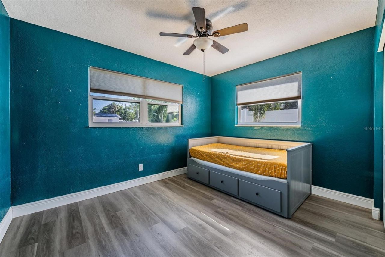 3920 Wahoo Drive Se, Saint Petersburg, FL 33705 Photo