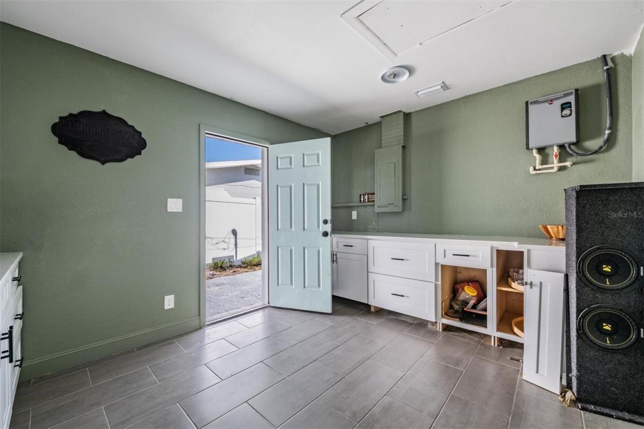 3920 Wahoo Drive Se, Saint Petersburg, FL 33705 Photo