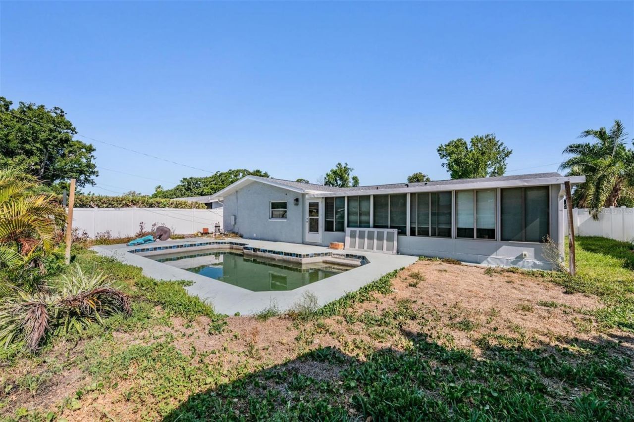 3920 Wahoo Drive Se, Saint Petersburg, FL 33705 Photo