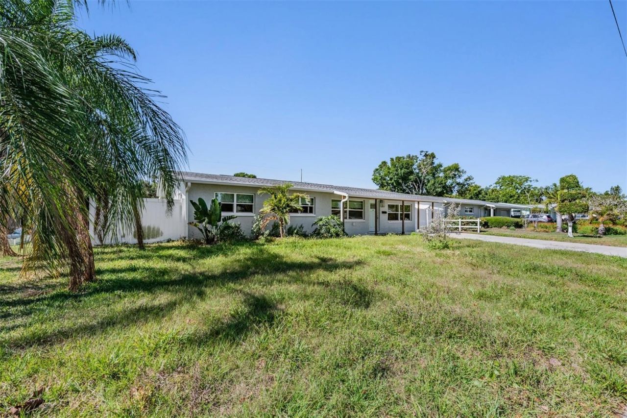 3920 Wahoo Drive Se, Saint Petersburg, FL 33705 Photo