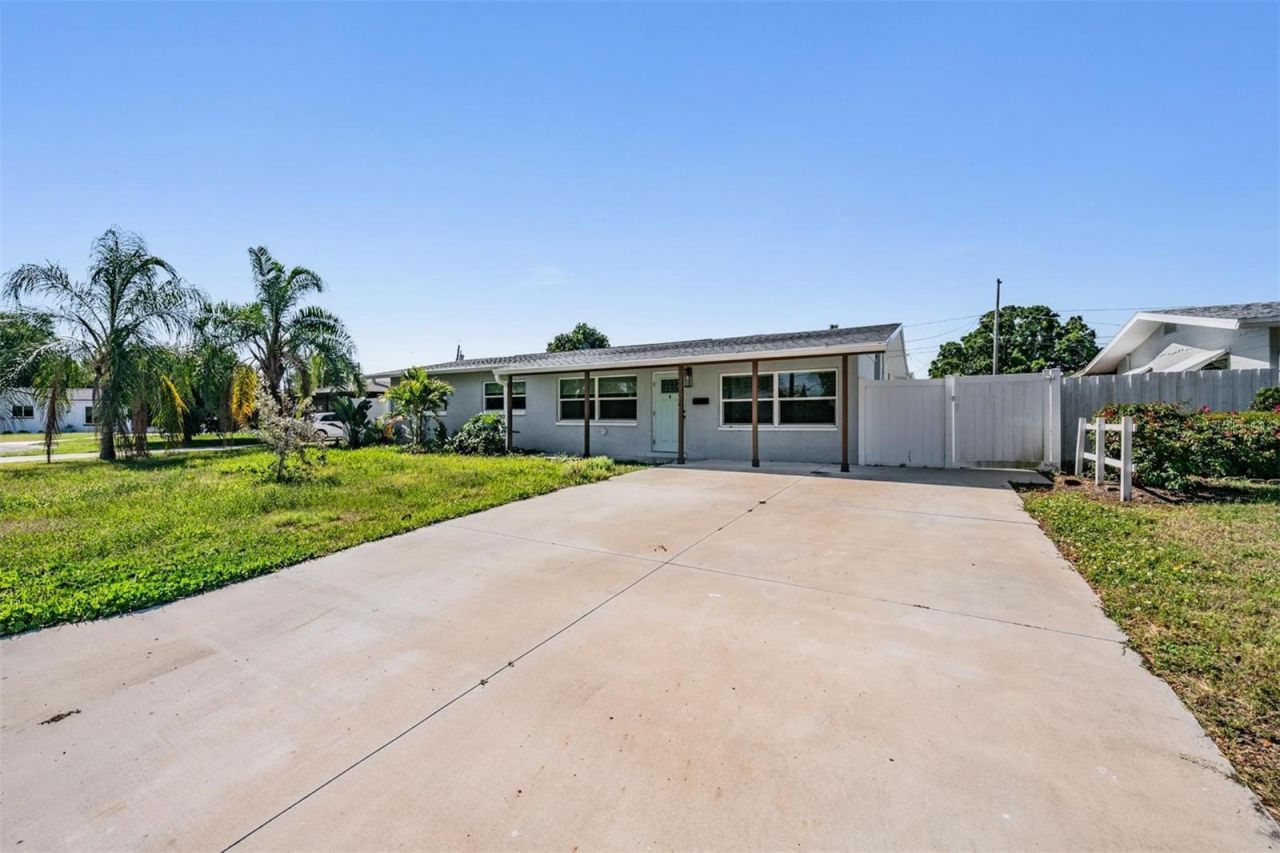 3920 Wahoo Drive Se, Saint Petersburg, FL 33705 Photo