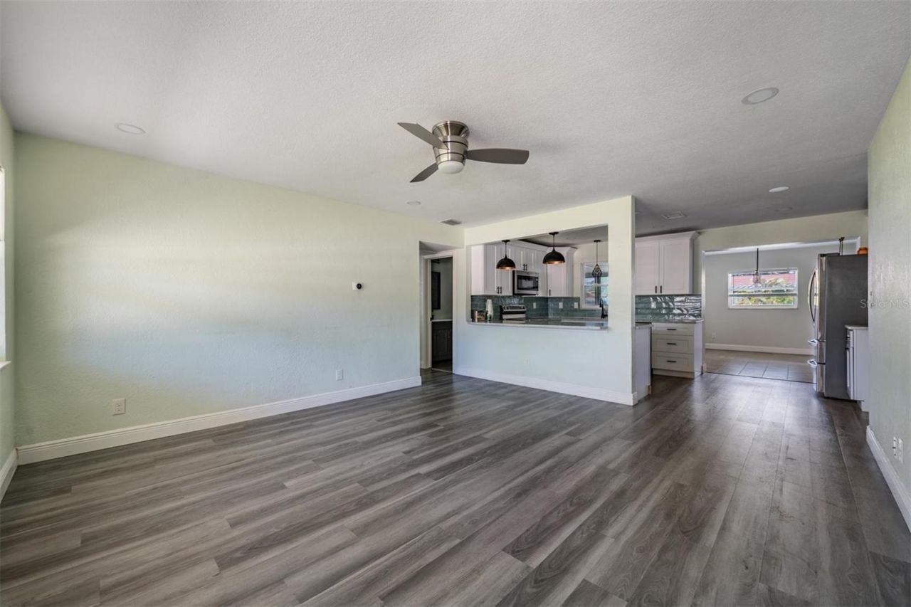 3920 Wahoo Drive Se, Saint Petersburg, FL 33705 Photo