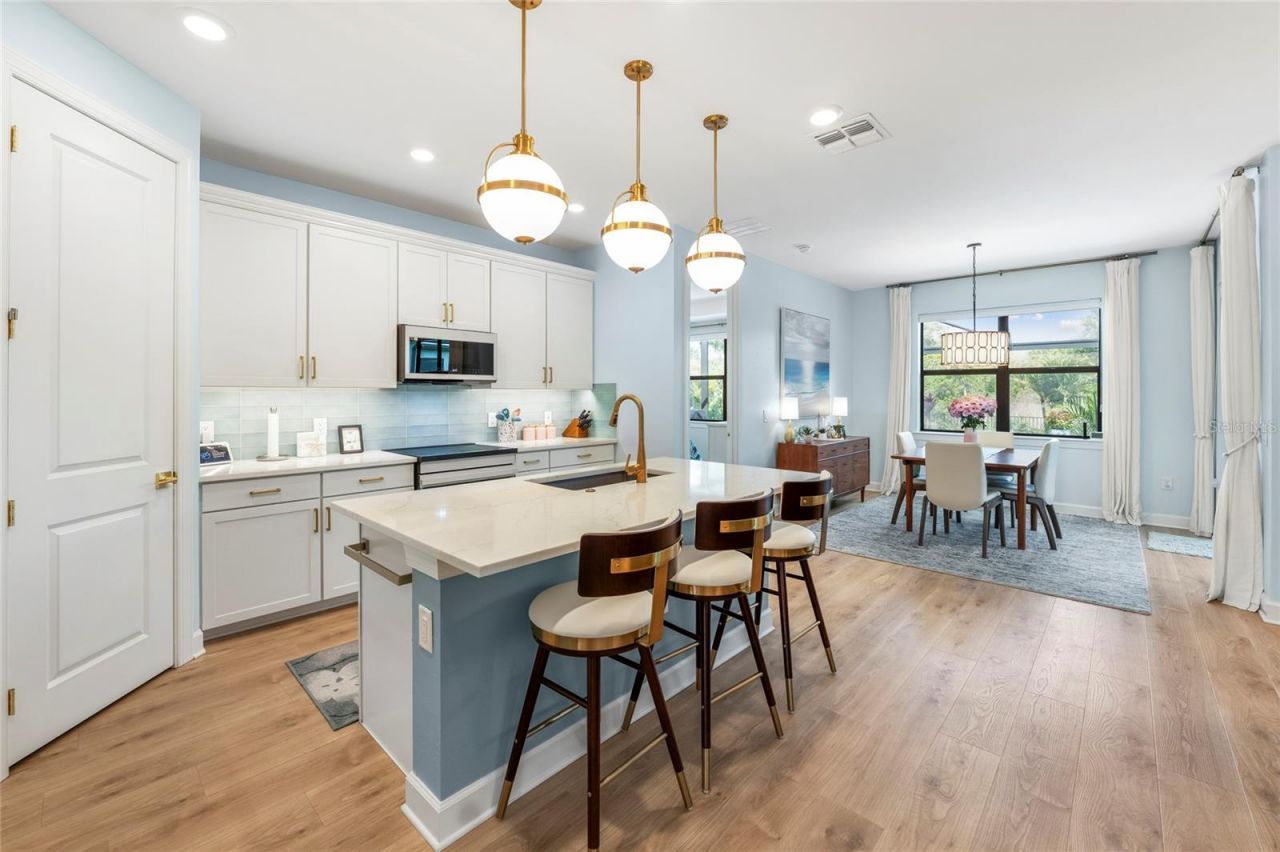 5437 Silverside Pine Court, Bradenton, FL 34211 Photo