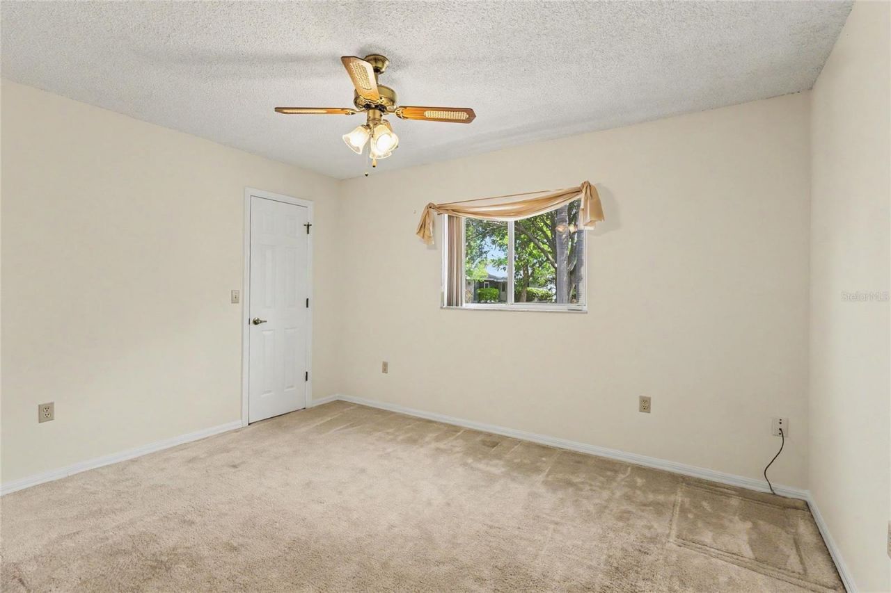 5657 29th Street Circle E, Bradenton, FL 34203 Photo