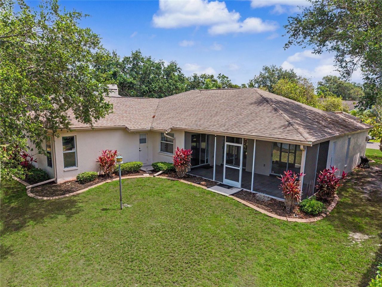 5657 29th Street Circle E, Bradenton, FL 34203 Photo