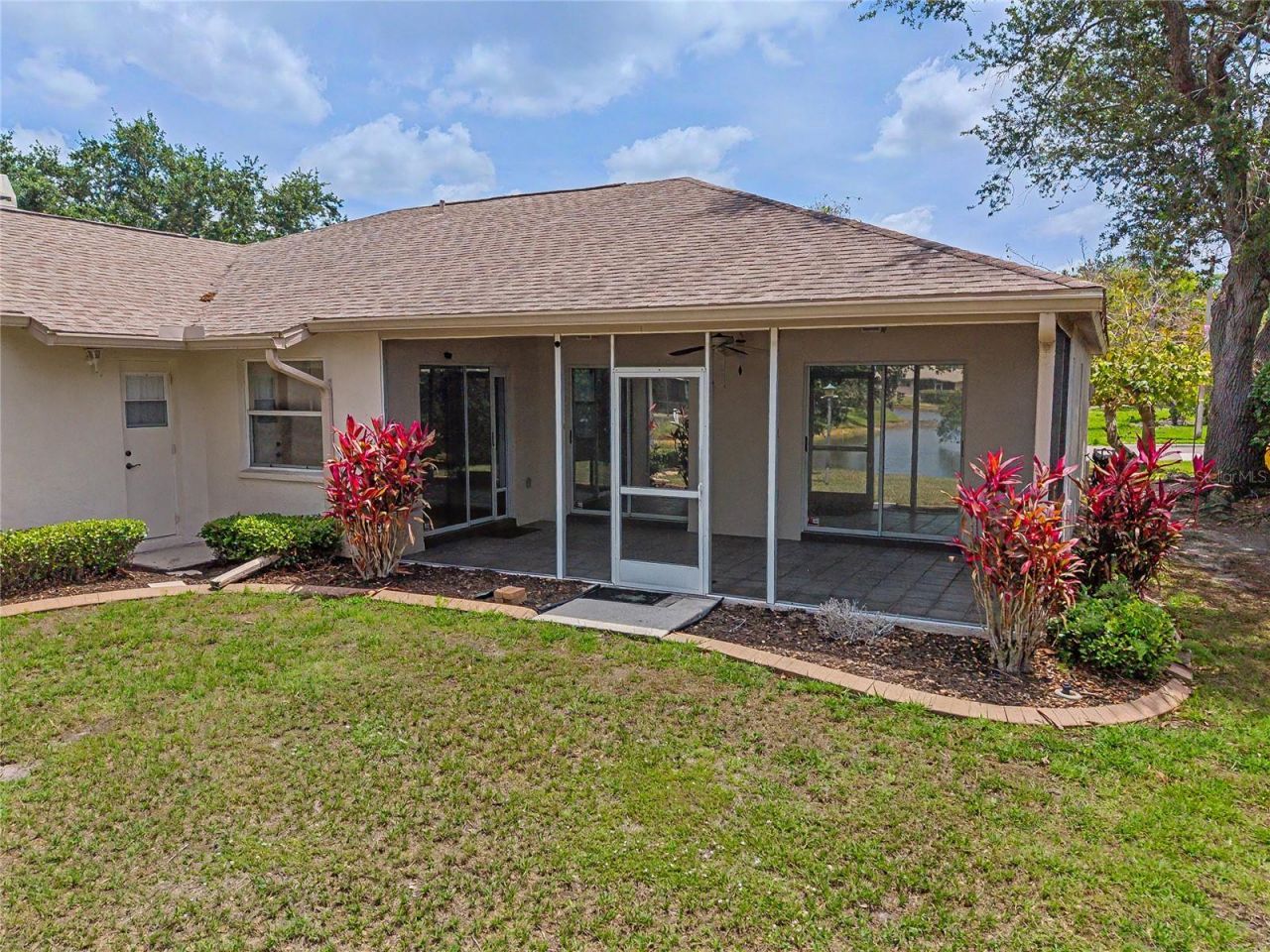 5657 29th Street Circle E, Bradenton, FL 34203 Photo