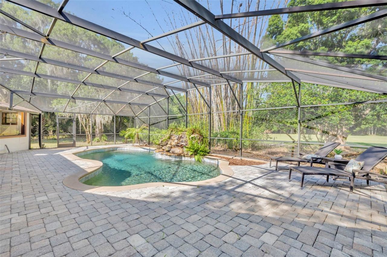 495 1st Street, Geneva, FL 32732 Photo