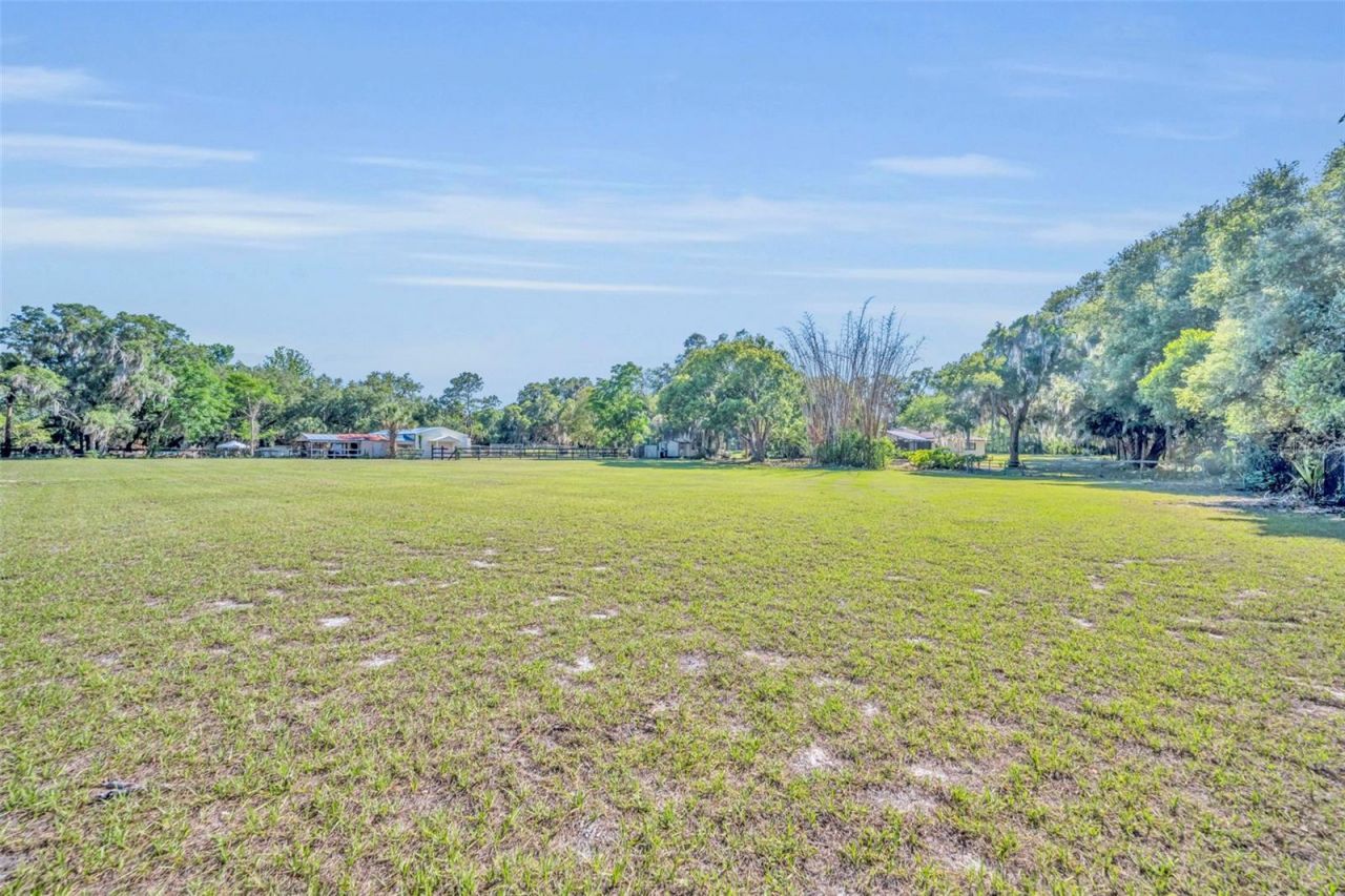 495 1st Street, Geneva, FL 32732 Photo