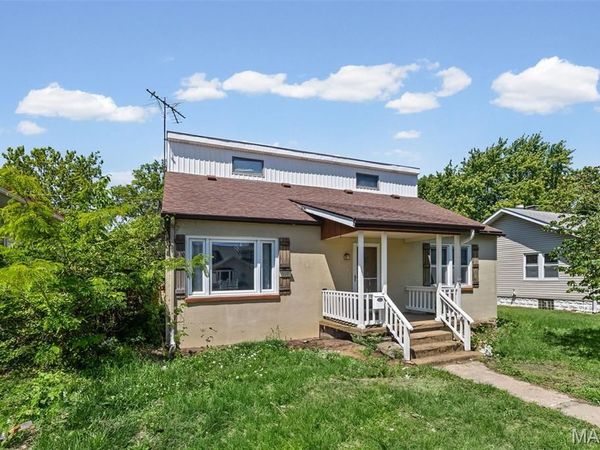 510 Hamilton Avenue, Wood River, IL 62095