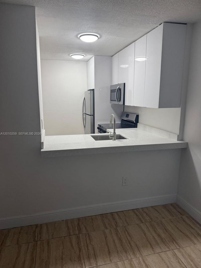 496 NW 165th St Rd , Unit D-210, Miami, FL 33169 Photo