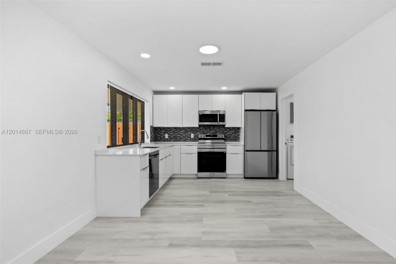 10171 NW 24th St , Sunrise, FL 33322 Photo