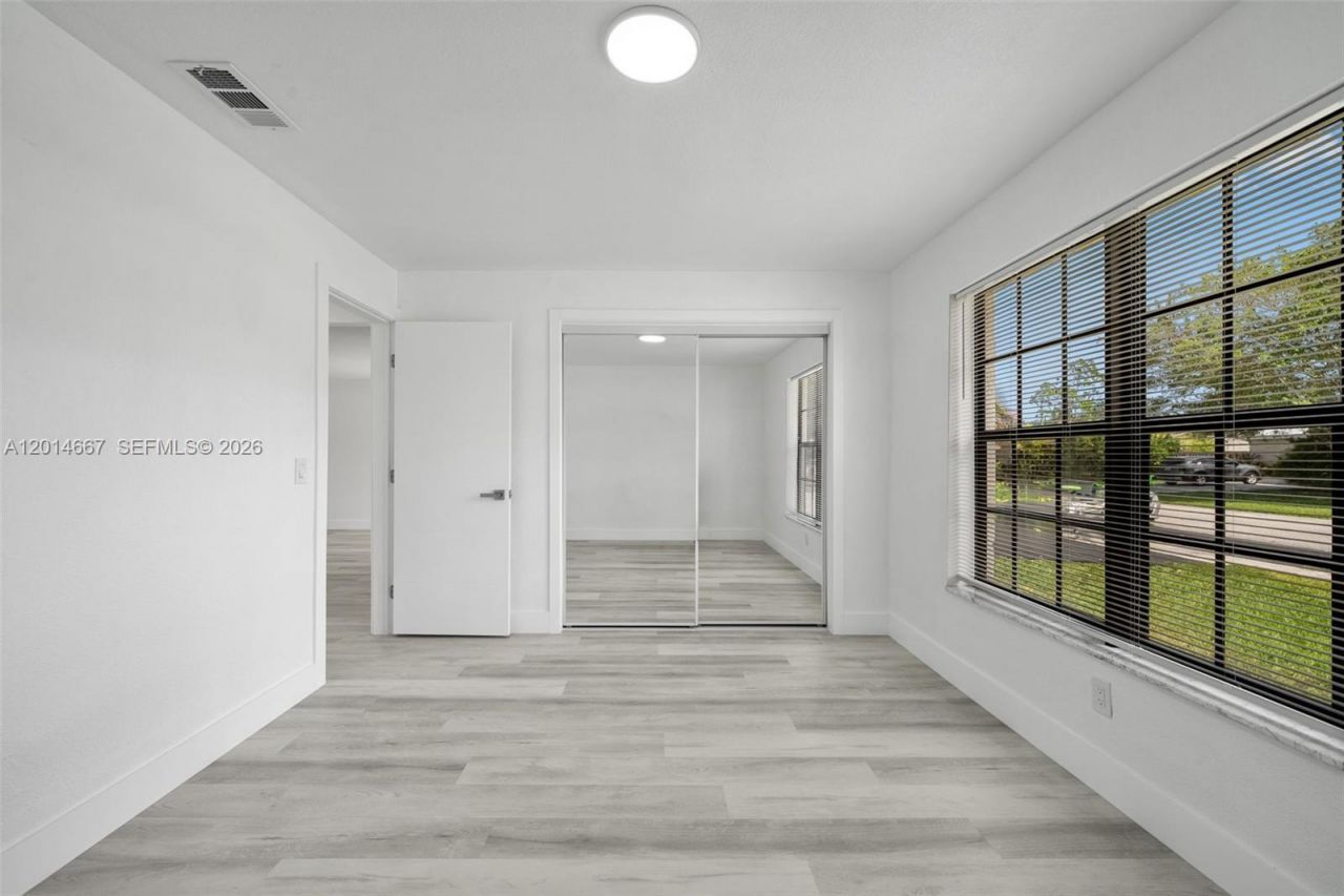 10171 NW 24th St , Sunrise, FL 33322 Photo