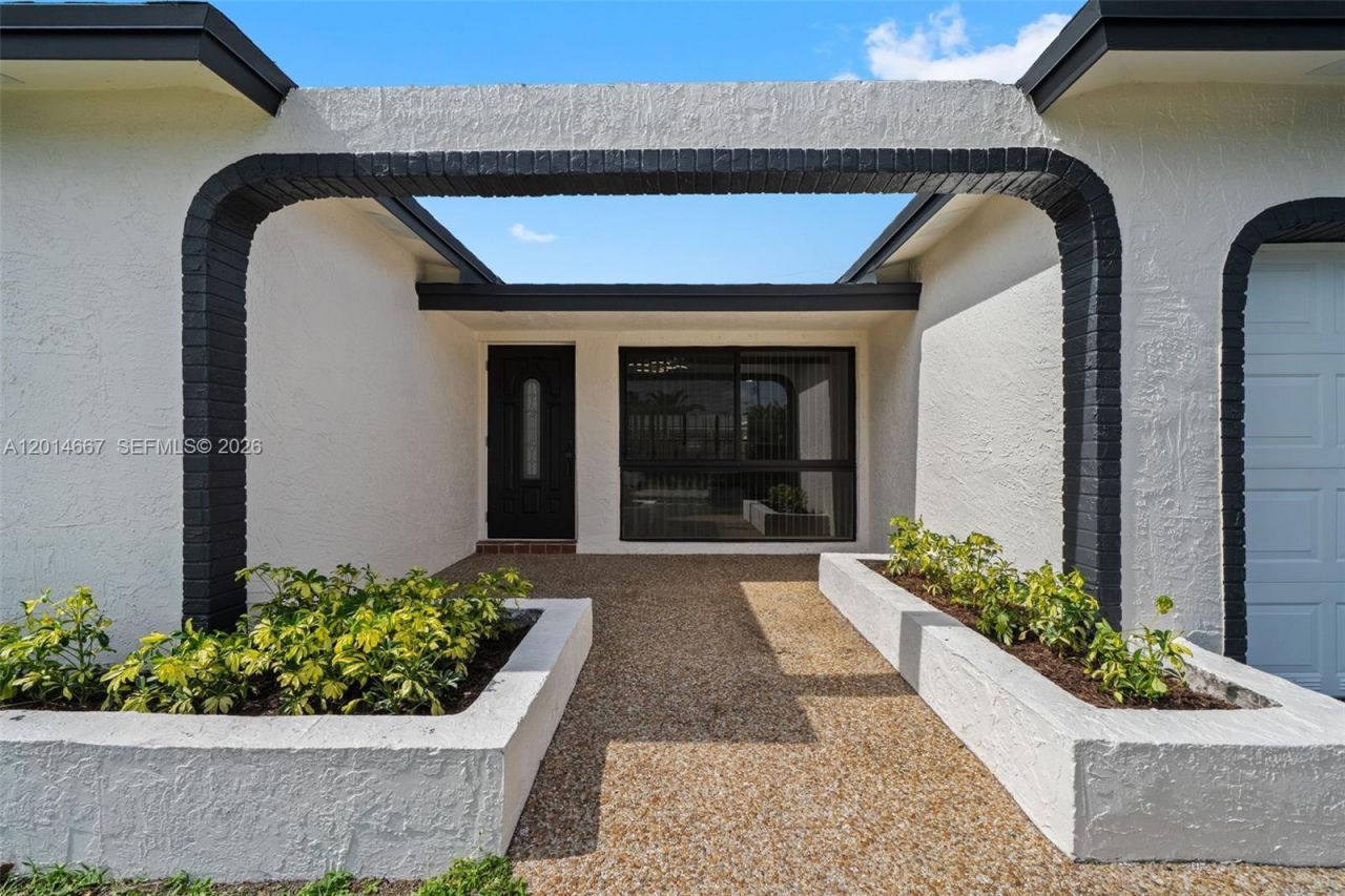 10171 NW 24th St , Sunrise, FL 33322 Photo