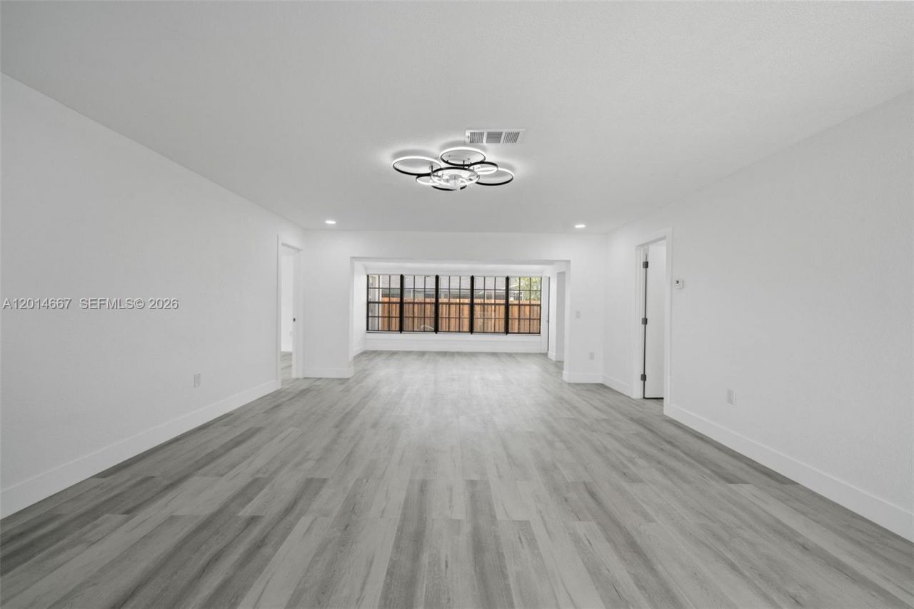 10171 NW 24th St , Sunrise, FL 33322 Photo