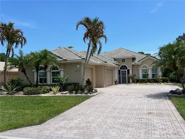 4615 NW Wandering Oak Court, Jensen Beach, FL 34957