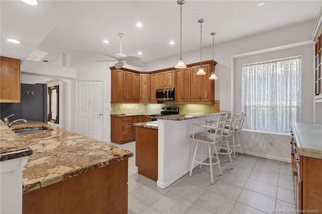 4615 NW Wandering Oak Court, Jensen Beach, FL 34957 Photo