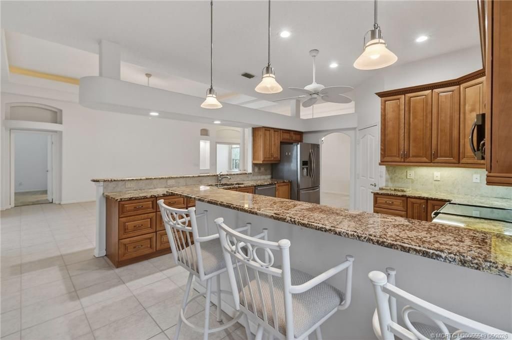 4615 NW Wandering Oak Court, Jensen Beach, FL 34957 Photo