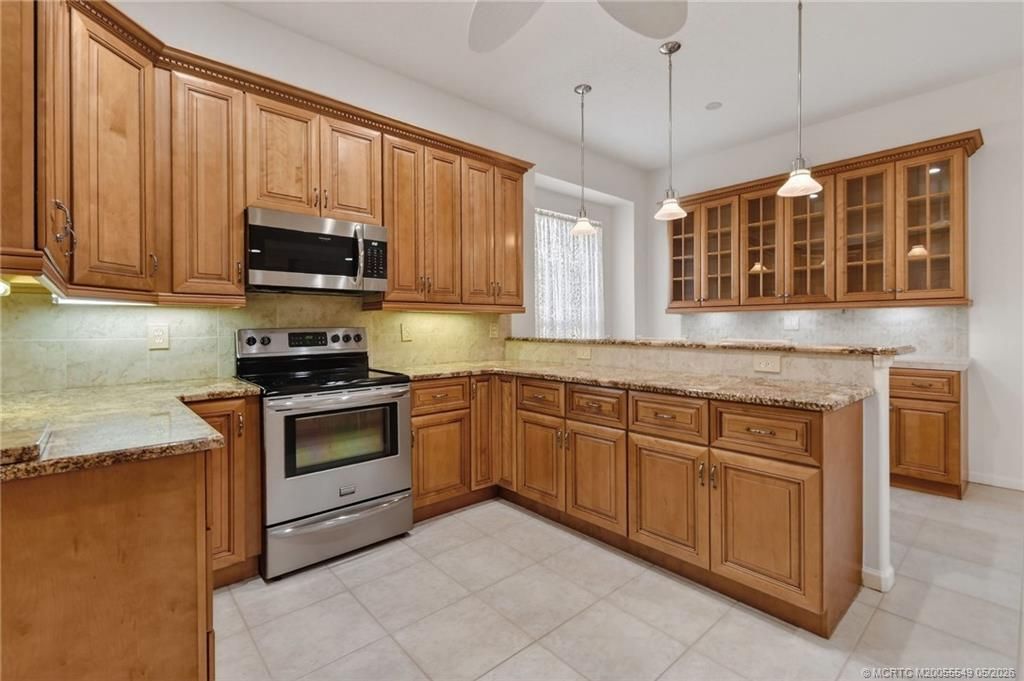 4615 NW Wandering Oak Court, Jensen Beach, FL 34957 Photo