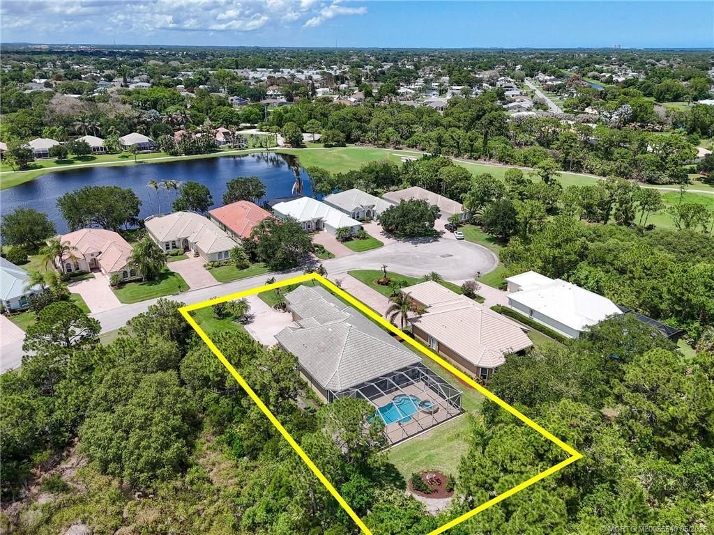 4615 NW Wandering Oak Court, Jensen Beach, FL 34957 Photo