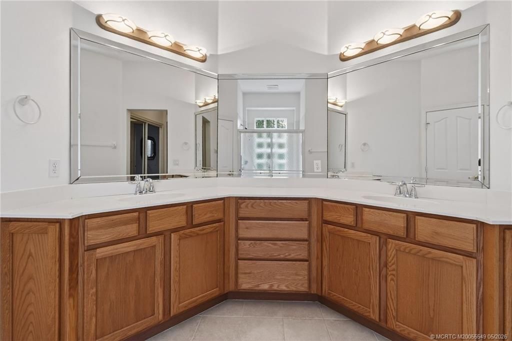 4615 NW Wandering Oak Court, Jensen Beach, FL 34957 Photo