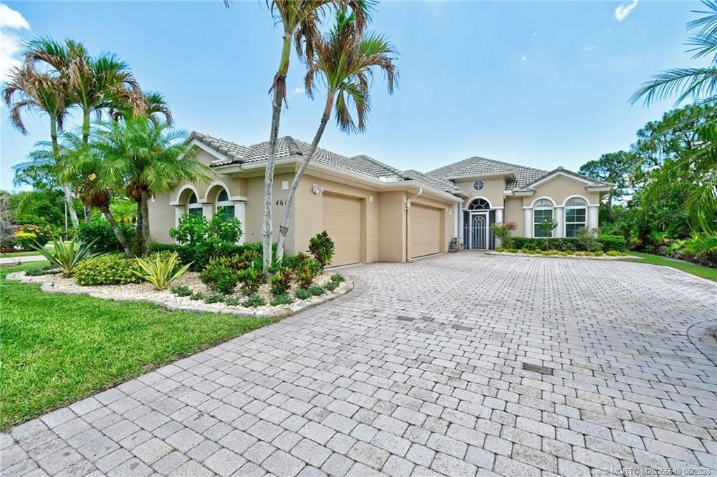 4615 NW Wandering Oak Court, Jensen Beach, FL 34957 Photo