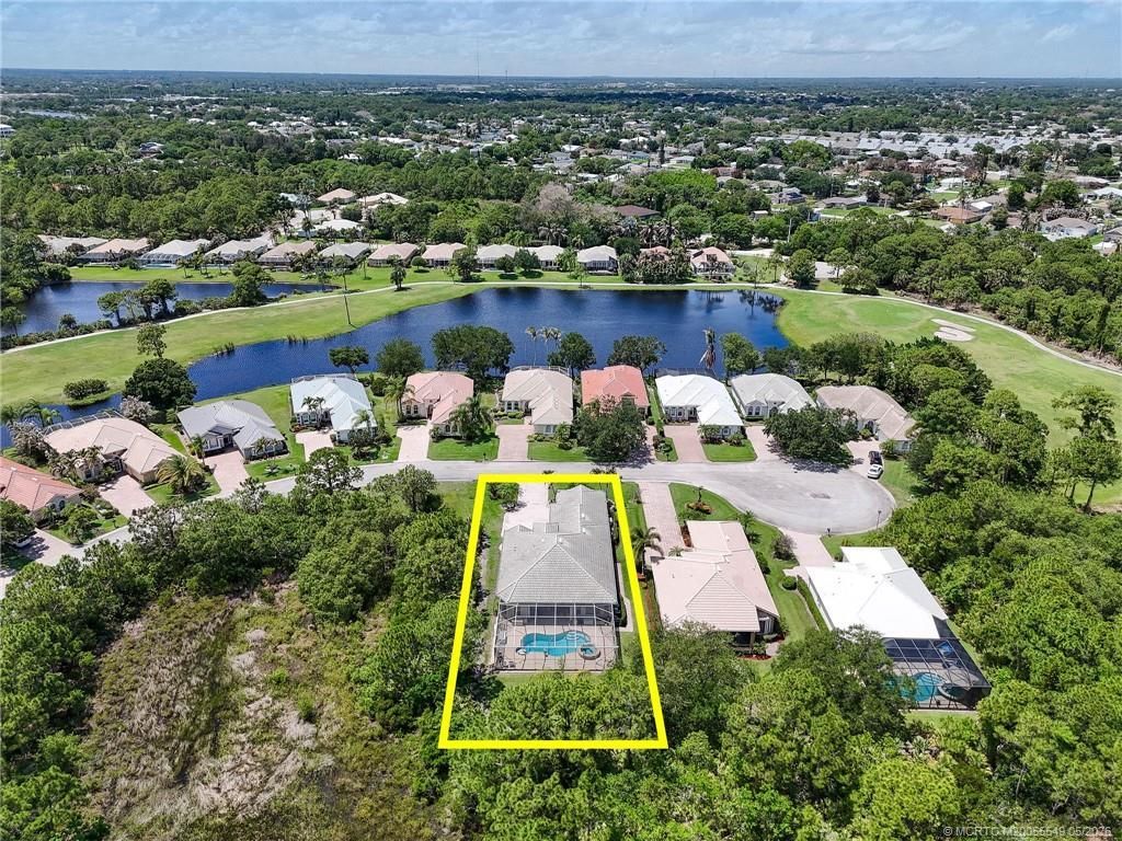 4615 NW Wandering Oak Court, Jensen Beach, FL 34957 Photo