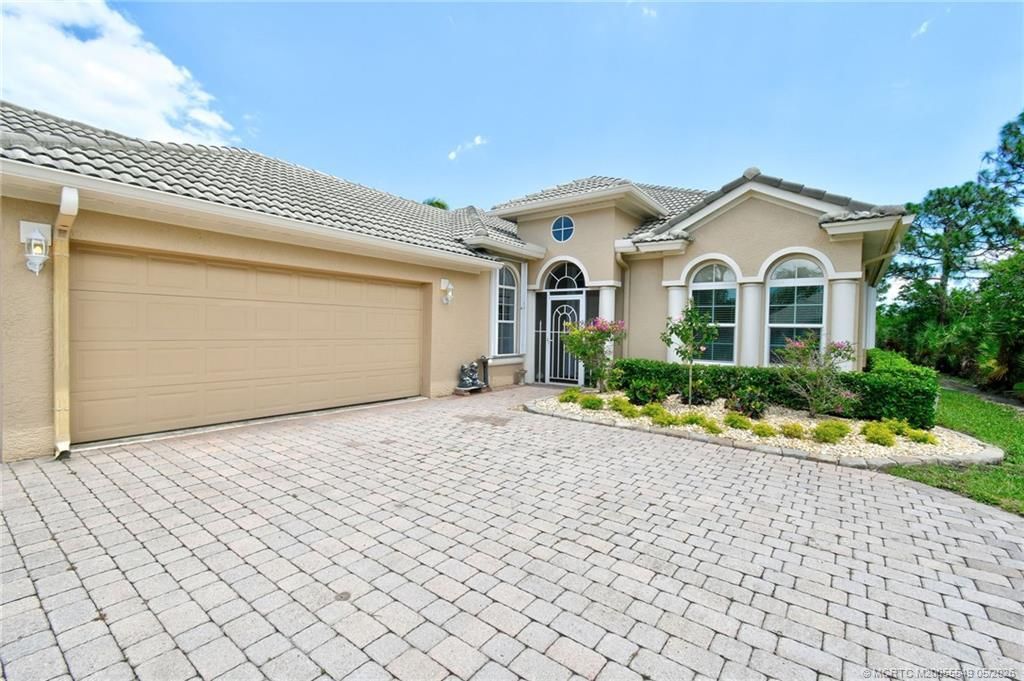 4615 NW Wandering Oak Court, Jensen Beach, FL 34957 Photo