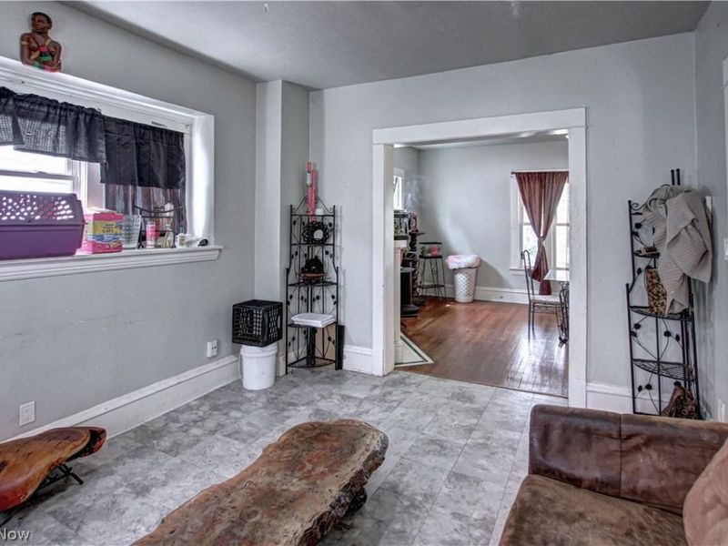 635 E 115th Street, Cleveland, OH 44108 Photo 10
